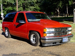 Right front 1998 Chevrolet Tahoe