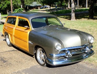 Right front 1951 Ford Woodie Wagon