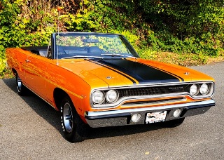 Right front 1970 Plymouth Roadrunner